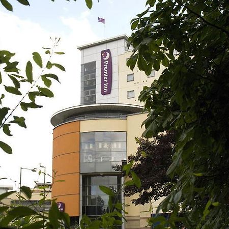 Premier Inn Hemel Hempstead Central Екстериор снимка