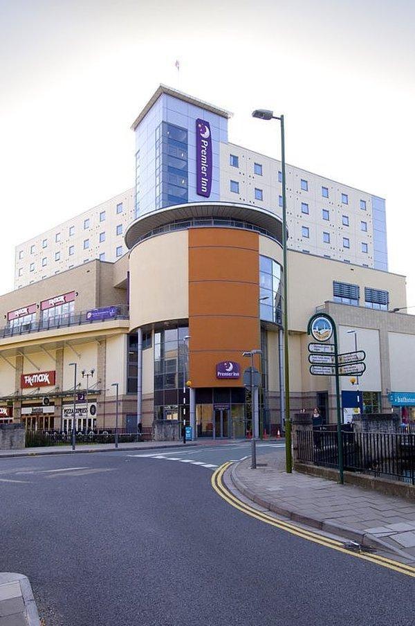 Premier Inn Hemel Hempstead Central Екстериор снимка